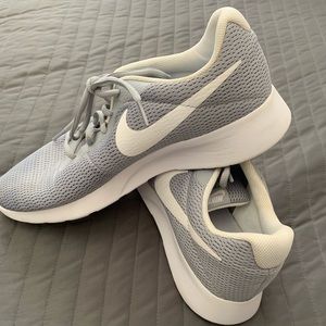 Nike Tennis Shoe